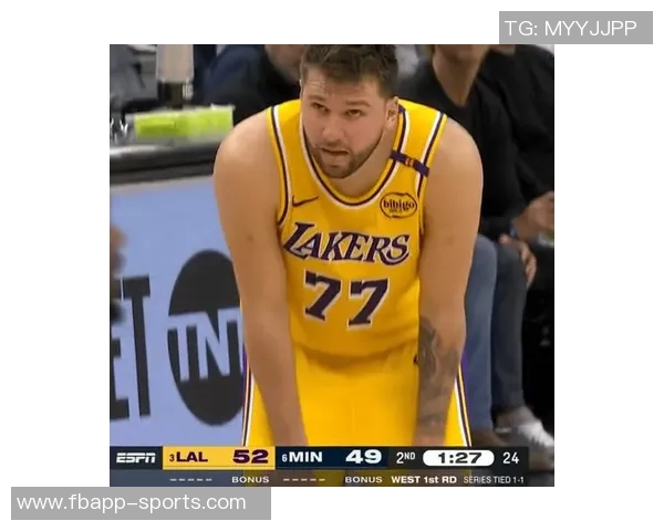 浓眉交易后表现不佳仅打29场东契奇稳定发挥56场数据亮眼 浓眉交易后表现不佳仅打29场东契奇稳定发挥56场数据亮眼